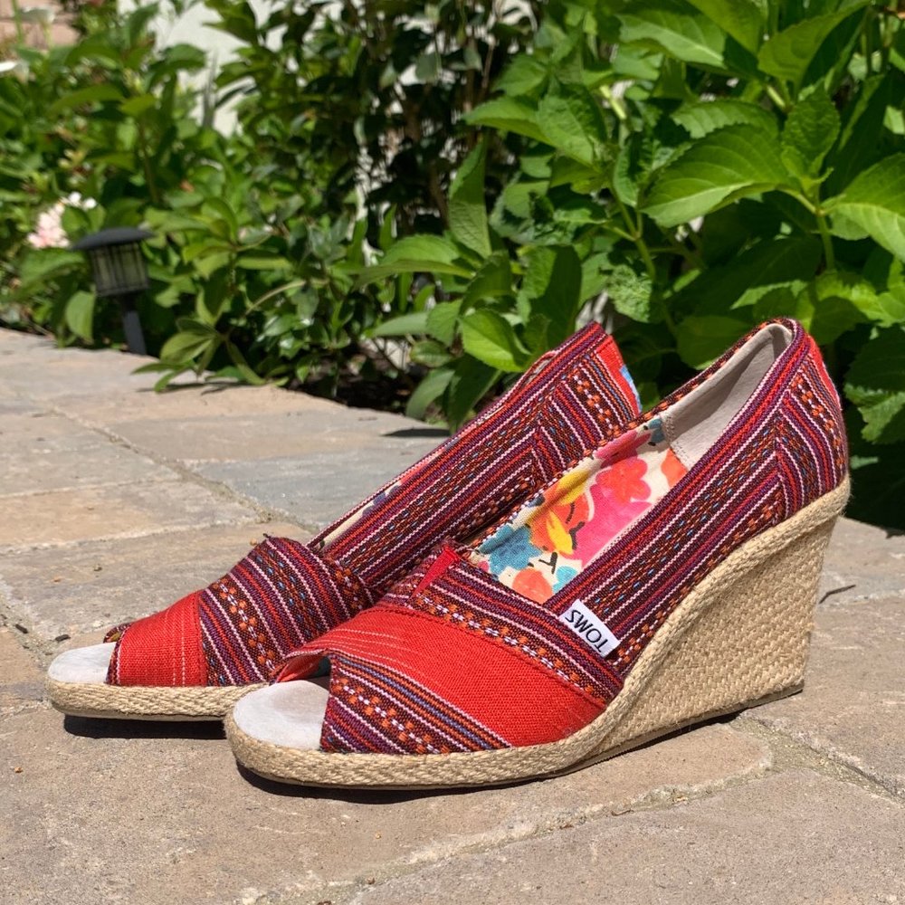 Red TOMS shoes Striped Wedges heels